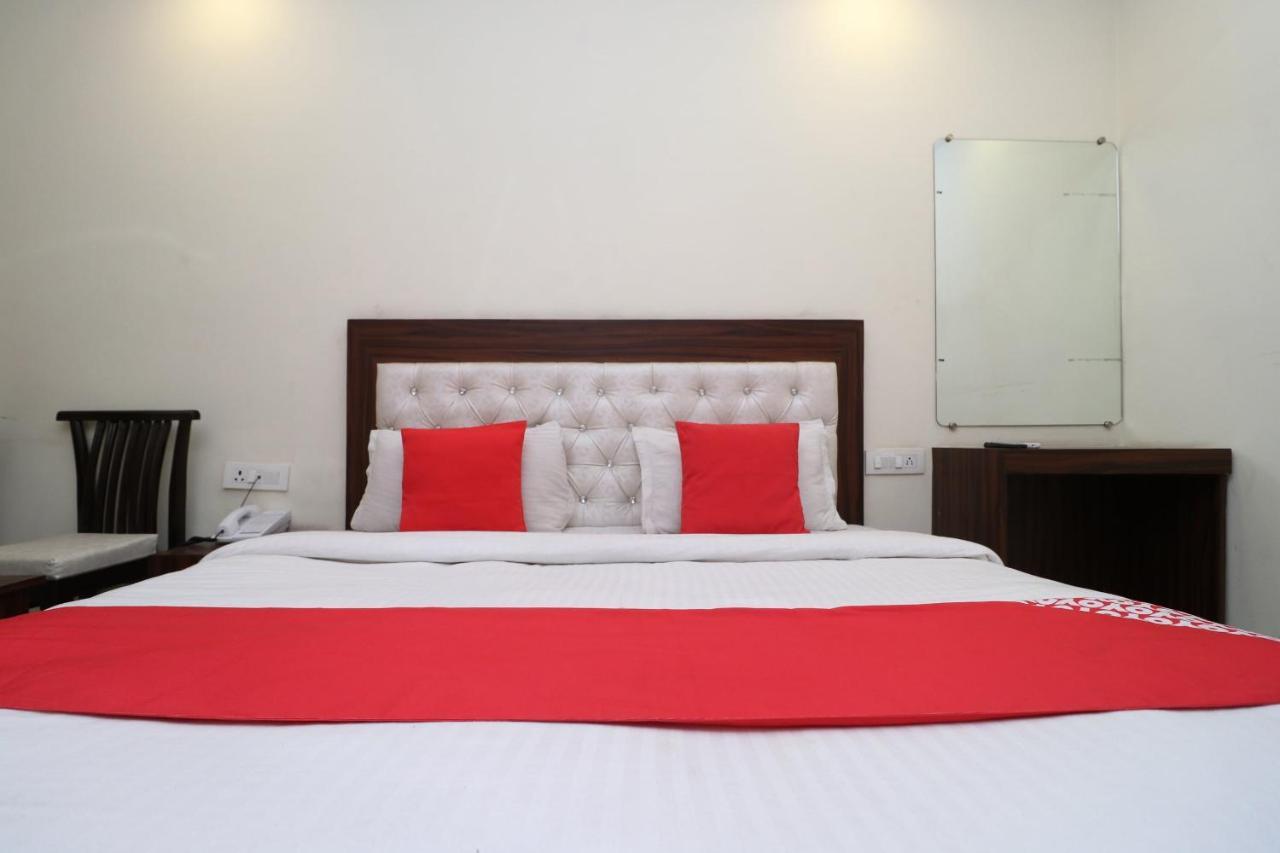 Hotel Golden Heart Amritsar Ngoại thất bức ảnh