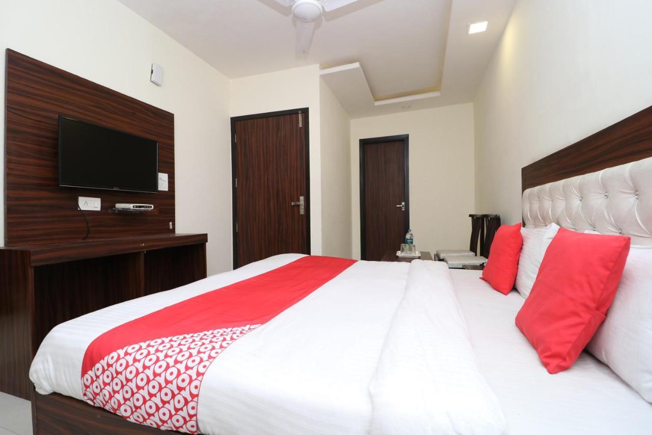 Hotel Golden Heart Amritsar Ngoại thất bức ảnh