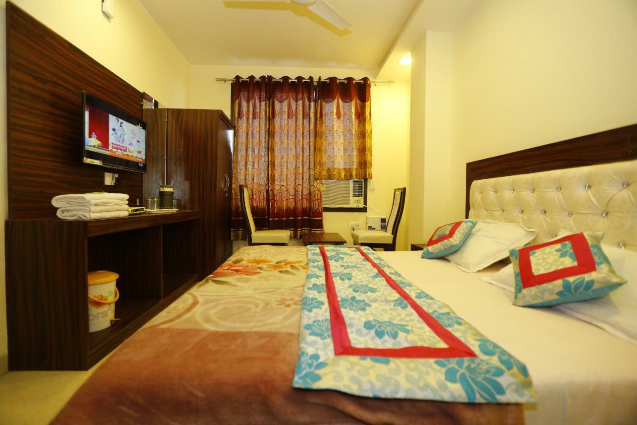 Hotel Golden Heart Amritsar Ngoại thất bức ảnh