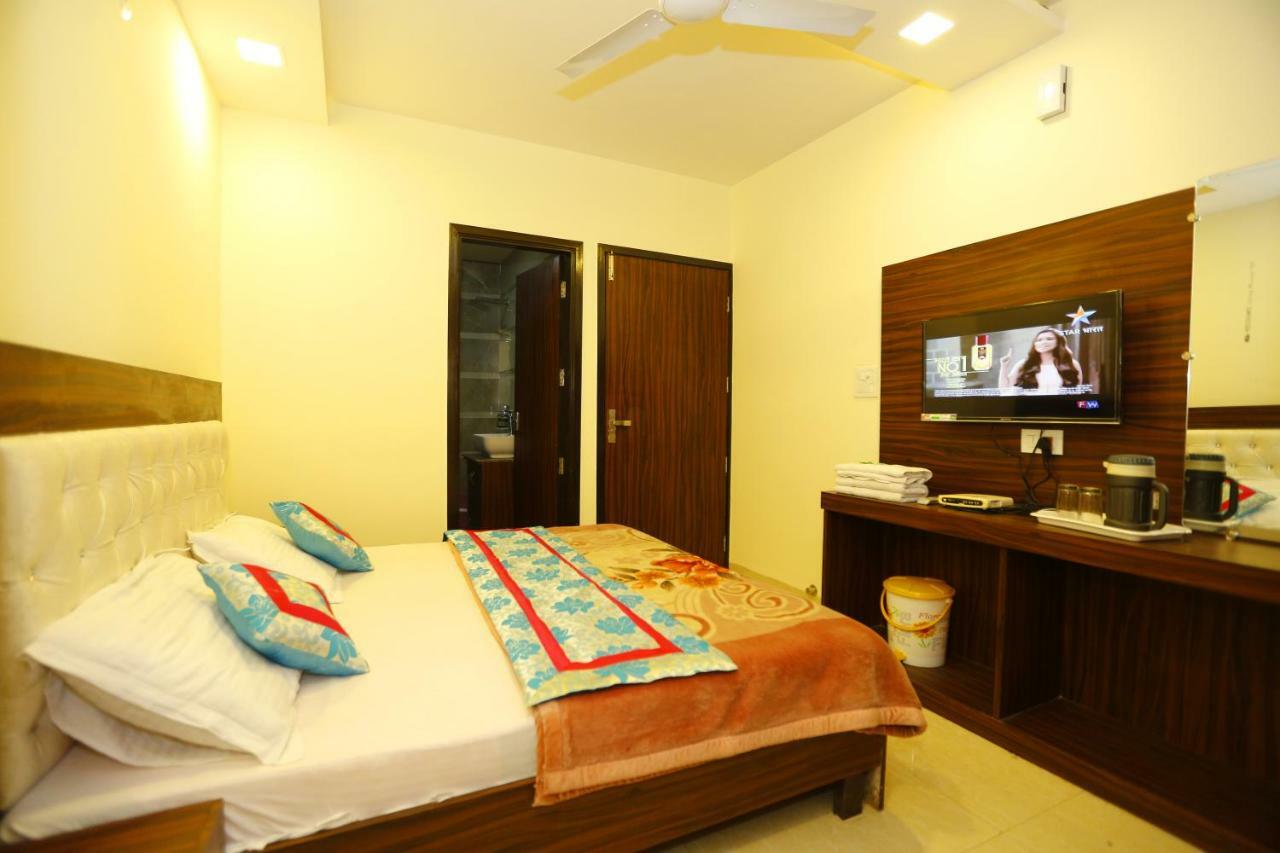 Hotel Golden Heart Amritsar Ngoại thất bức ảnh