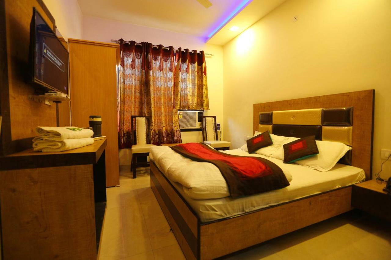 Hotel Golden Heart Amritsar Ngoại thất bức ảnh