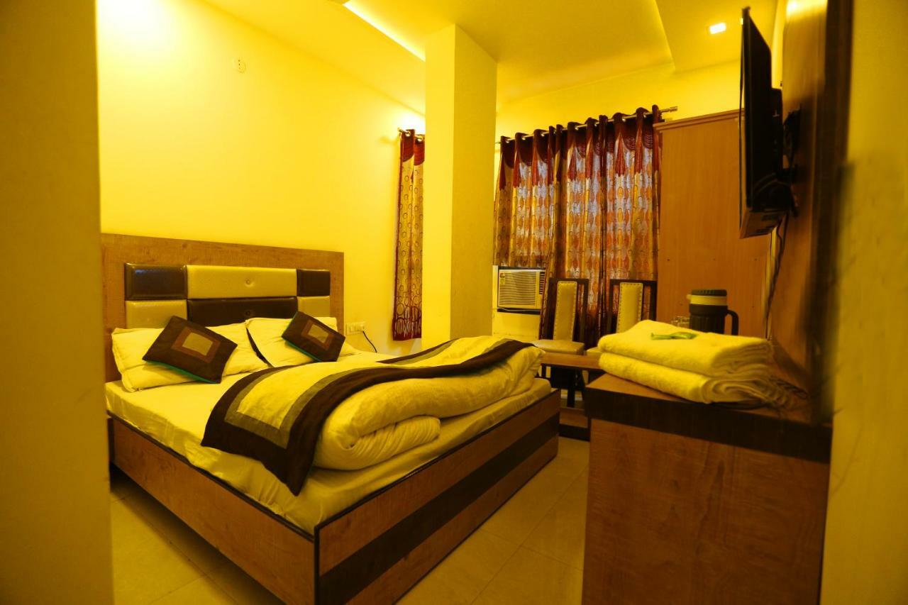 Hotel Golden Heart Amritsar Ngoại thất bức ảnh